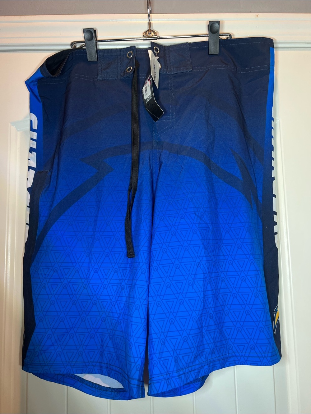 NFL Chargers men’s size 38 swim shorts
